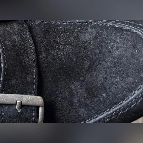 Ugg Size 7 Women’s Black Suede Shearling Heeled Clogs - Picture 14 of 16